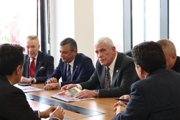 Dervişoğlu, İmamoğlu’nun savunmasını “tarihi” olarak nitelendirdi Dervişoğlu, İmamoğlu’nun savunmasını “tarihi” olarak nitelendirdi