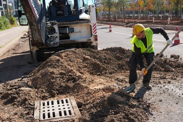 DİSKİ, Diyarbakır’da 5 bin 500 metrelik güzergahın yağmur suyu altyapısını yeniliyor DİSKİ, Diyarbakır’da 5 bin 500 metrelik güzergahın yağmur suyu altyapısını yeniliyor