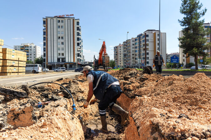 DİSKİ, Leyla Kasım Caddesi’nde yeni yerleşimlerin içme suyu altyapısını tamamladı DİSKİ, Leyla Kasım Caddesi’nde yeni yerleşimlerin içme suyu altyapısını tamamladı