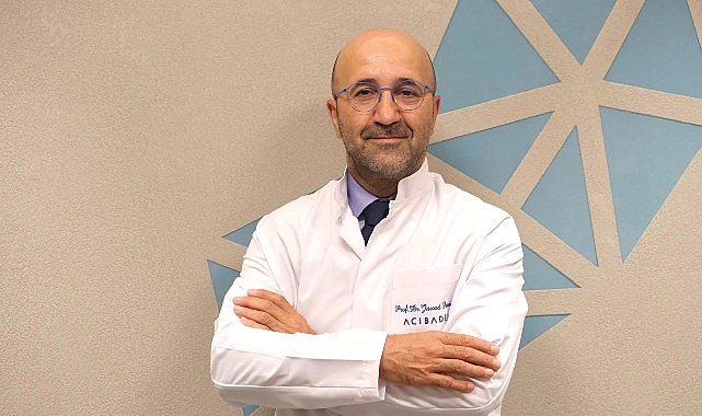 Diz ve Kalça Protezi Ameliyatını Ertelemeyin: Geç Kalmak Tedaviyi Zorlaştırıyor Diz ve Kalça Protezi Ameliyatını Ertelemeyin: Geç Kalmak Tedaviyi Zorlaştırıyor