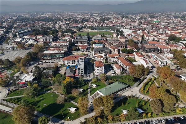Düzce Belediyesi B-7 sınıfına yükseldi Düzce Belediyesi B-7 sınıfına yükseldi