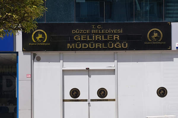 Düzce Belediyesi'nden borçlar için tecil ve taksitlendirme duyurusu
Düzce Belediyesi'nden borçlar için tecil ve taksitlendirme duyurusu