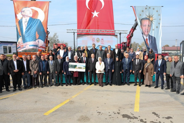 Düzce'de Mobil Mutfak ve Sera Teslim töreni gerçekleştirildi Düzce'de Mobil Mutfak ve Sera Teslim töreni gerçekleştirildi