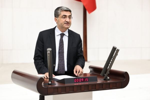 Ekmen: Güvenlik korucularının hakları yeniden ele alınmalı Ekmen: Güvenlik korucularının hakları yeniden ele alınmalı