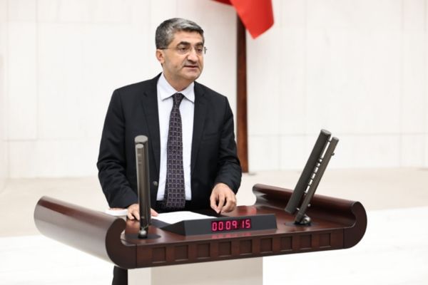 Ekmen: İhmallerin hesabı sorulmalı Ekmen: İhmallerin hesabı sorulmalı