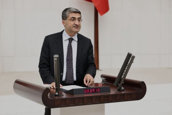 Ekmen: İnancımızı, irademizi, mücadelemizi kıramayacaksınız Ekmen: İnancımızı, irademizi, mücadelemizi kıramayacaksınız