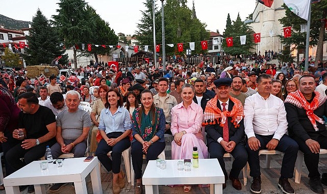 Elmalı'da 12. Temsili Yörük Göçü gerçekleştirildi Elmalı'da 12. Temsili Yörük Göçü gerçekleştirildi