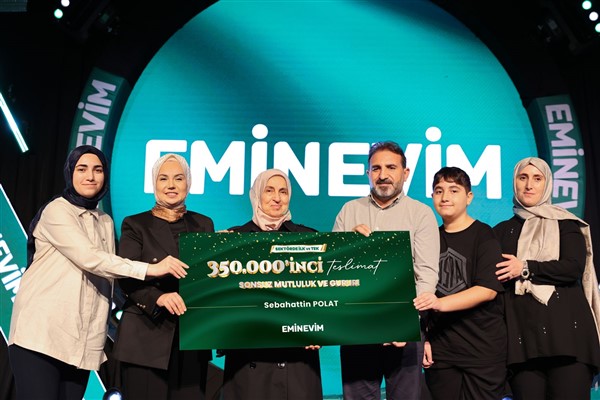 Eminevim 350 bininci teslimatını gerçekleştirdi Eminevim 350 bininci teslimatını gerçekleştirdi