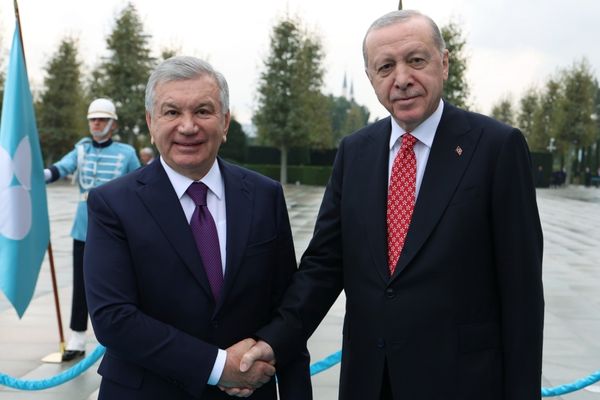 Erdoğan, Mirziyoyev ile görüştü: COP31 Zirvesi’ne davet etti Erdoğan, Mirziyoyev ile görüştü: COP31 Zirvesi’ne davet etti
