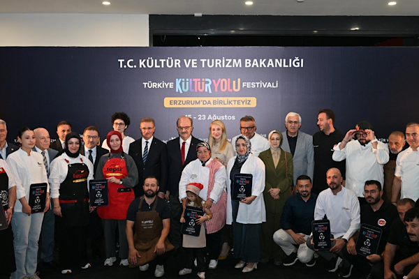 Erzurum'un dokuz günlük kültür, sanat ve gastronomi servüveni başladı Erzurum'un dokuz günlük kültür, sanat ve gastronomi servüveni başladı