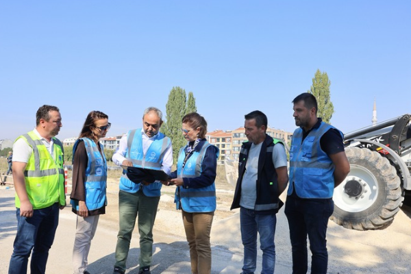Eskişehir’de farklı mahallelerde altyapı çalışmaları sürüyor Eskişehir’de farklı mahallelerde altyapı çalışmaları sürüyor