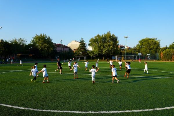Eskişehir’de yaz spor eğitimleri sürüyor Eskişehir’de yaz spor eğitimleri sürüyor
