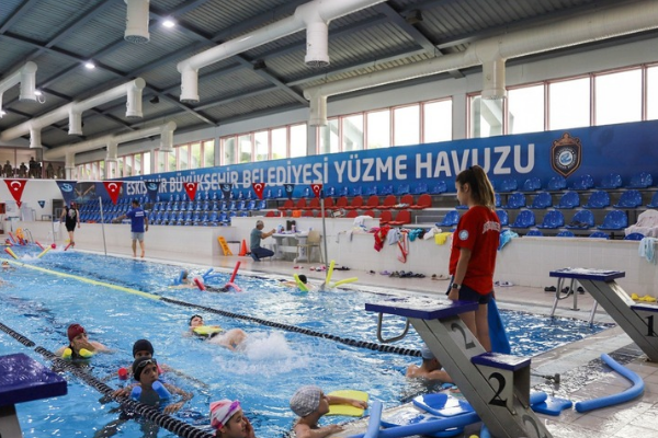 Eskişehir’de yüzme eğitimi kayıtları 27 Ekim’de başlayacak Eskişehir’de yüzme eğitimi kayıtları 27 Ekim’de başlayacak