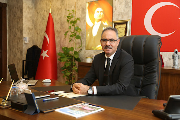 Eyyübiye Belediye Başkanı Kuş, 30 Ağustos Zafer Bayramı’nı kutladı Eyyübiye Belediye Başkanı Kuş, 30 Ağustos Zafer Bayramı’nı kutladı