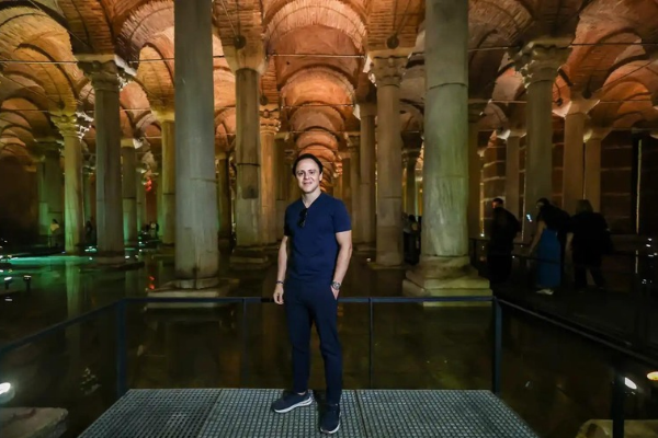 F1’in efsane pilotu Felipe Massa, İstanbul’un tarih ve gastronomisine hayran kaldı F1’in efsane pilotu Felipe Massa, İstanbul’un tarih ve gastronomisine hayran kaldı