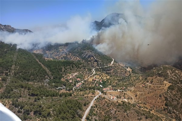 Fethiye’deki yangın kontrol altına alındı Fethiye’deki yangın kontrol altına alındı