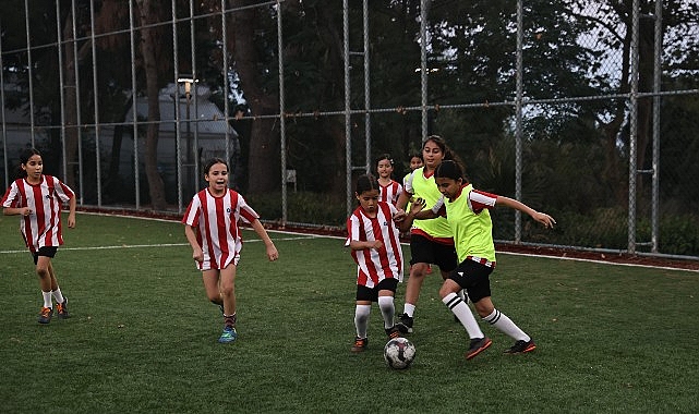 Futbol Akademisi'nde yaz dönemi Futbol Akademisi'nde yaz dönemi