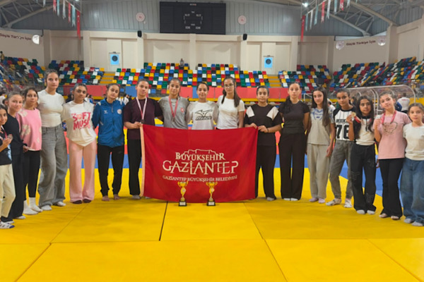 Gaziantepli sporculardan uluslararası dereceler Gaziantepli sporculardan uluslararası dereceler