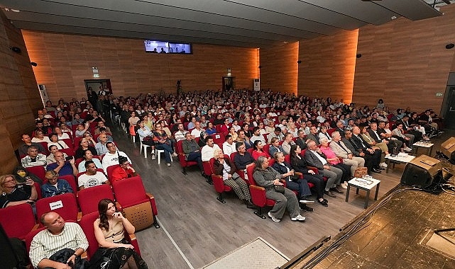 Gaziemir'de kültür sanat sezonu Metropol Orkestrası konseriyle açıldı