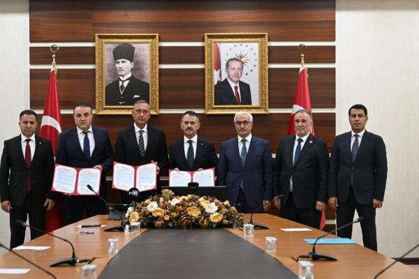 Gebze’ye 12 derslikli ilkokul yapılması için protokol imzalandı Gebze’ye 12 derslikli ilkokul yapılması için protokol imzalandı