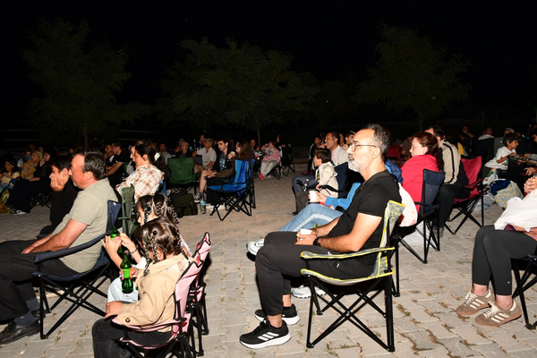 Gece gözlem etkinlikleri Seyitgazi'de başladı Gece gözlem etkinlikleri Seyitgazi'de başladı