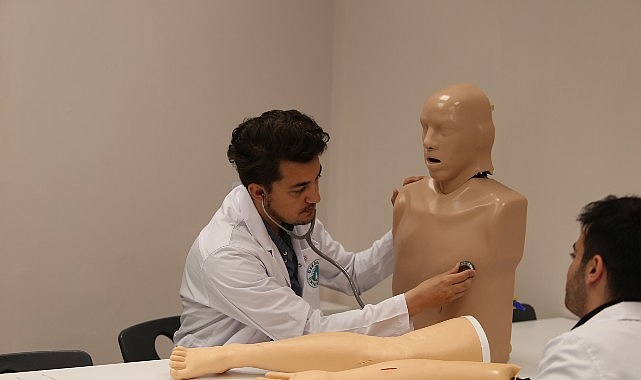 Geleceğin doktoru biraz da mühendis olmak zorunda! Geleceğin doktoru biraz da mühendis olmak zorunda!