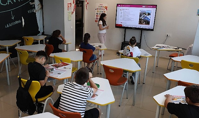Genç Akademi'de Yaz Kursları Devam Ediyor Genç Akademi'de Yaz Kursları Devam Ediyor