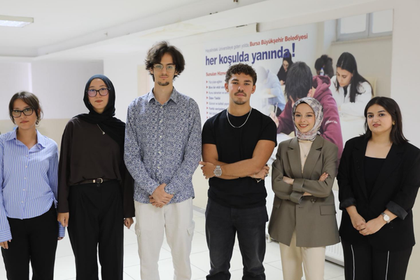 Gençler Büyükşehir'le üniversiteli oldu Gençler Büyükşehir'le üniversiteli oldu