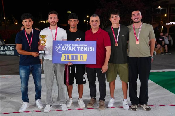 Giresun'da Mehmet Güngör Ayak Tenisi Turnuvası sona erdi Giresun'da Mehmet Güngör Ayak Tenisi Turnuvası sona erdi