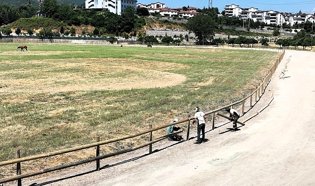 Gölcük Rahvan At Tesisi'nde kapsamlı bakım Gölcük Rahvan At Tesisi'nde kapsamlı bakım