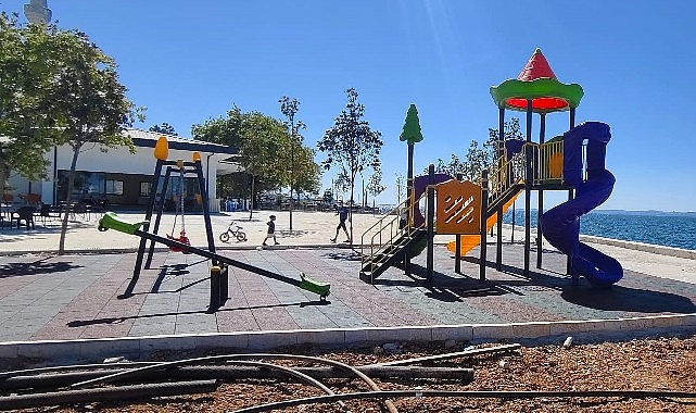 Gölcük Ulaşlı'da çocukların neşesi sahile taşınacak Gölcük Ulaşlı'da çocukların neşesi sahile taşınacak