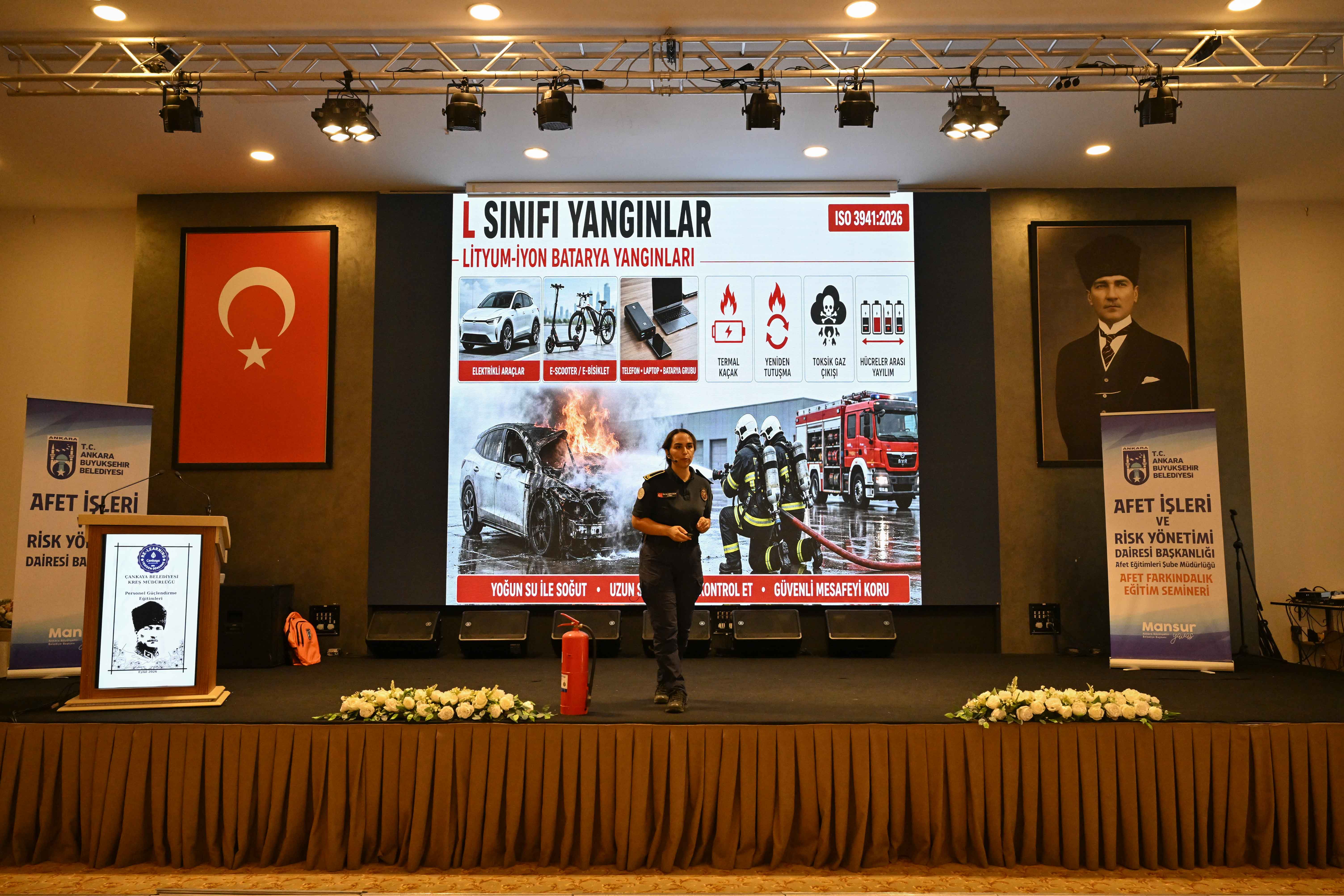 Gündüz bakımevi öğretmenlerine ilk yardım ve afet eğitimi Gündüz bakımevi öğretmenlerine ilk yardım ve afet eğitimi