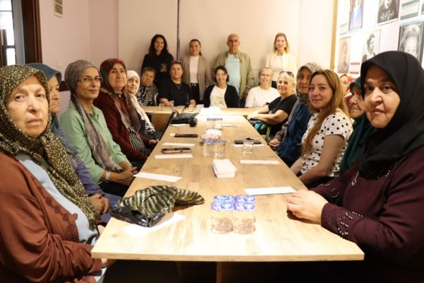 Hacı Hasanlı kadınlar Kadın Kadına Konak Buluşması’nda bir araya geldi Hacı Hasanlı kadınlar Kadın Kadına Konak Buluşması’nda bir araya geldi