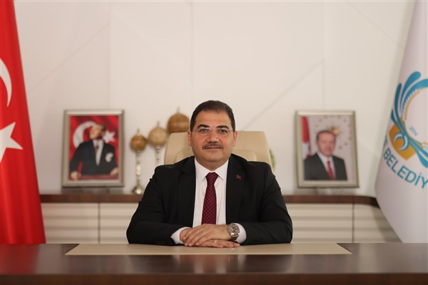 Haliliye Belediye Başkanı Canpolat’tan Mevlid Kandili mesajı Haliliye Belediye Başkanı Canpolat’tan Mevlid Kandili mesajı