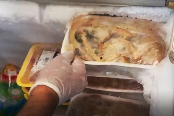 Haliliye’de 187 kilogram bozuk et ele geçirildi Haliliye’de 187 kilogram bozuk et ele geçirildi