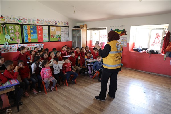 Haliliye’de öğrencilere akran zorbalığı ve sağlıklı yaşam eğitimi Haliliye’de öğrencilere akran zorbalığı ve sağlıklı yaşam eğitimi