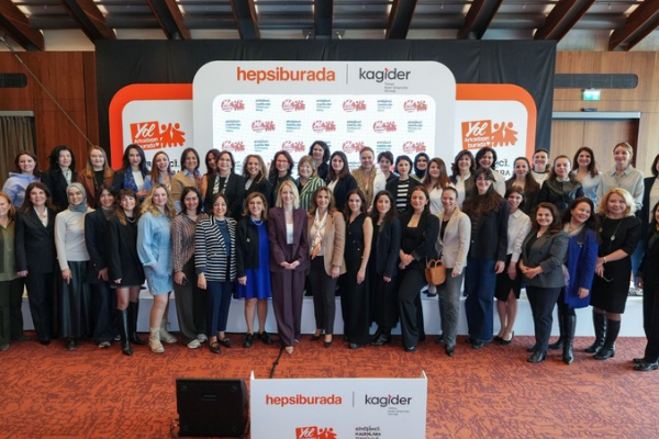 Hepsiburada ve KAGİDER'in kadın girişimcilere yönelik programının ilki tamamlandı Hepsiburada ve KAGİDER'in kadın girişimcilere yönelik programının ilki tamamlandı