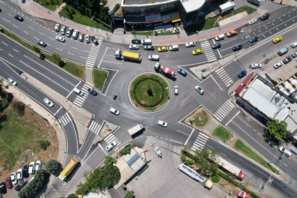 İBB iki ayda 302 bin tonu aşkın asfalt serdi İBB iki ayda 302 bin tonu aşkın asfalt serdi