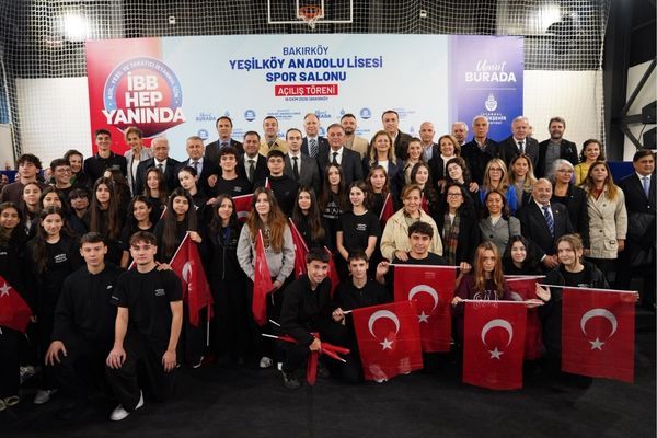 İBB, Yeşilköy Anadolu Lisesi’ne spor salonu kazandırdı