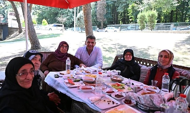 İlk Teleferik Heyecanını Alo Evlat'la Yaşadılar İlk Teleferik Heyecanını Alo Evlat'la Yaşadılar