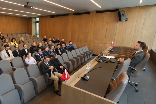 İnegöl Belediyesi personeline yapay zeka eğitimi İnegöl Belediyesi personeline yapay zeka eğitimi