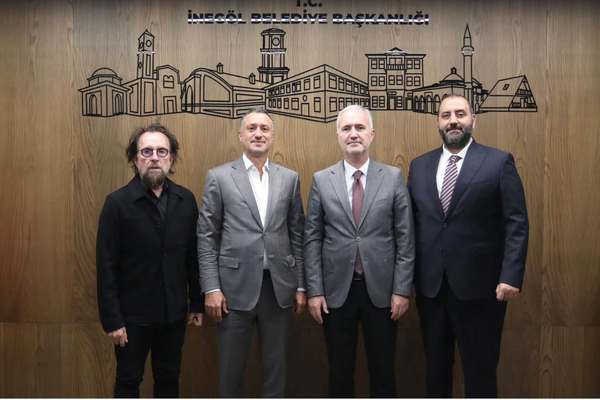 İnegöl’de 10 bin kişilik yeni ilçe stadyumu için sözleşme imzalandı İnegöl’de 10 bin kişilik yeni ilçe stadyumu için sözleşme imzalandı