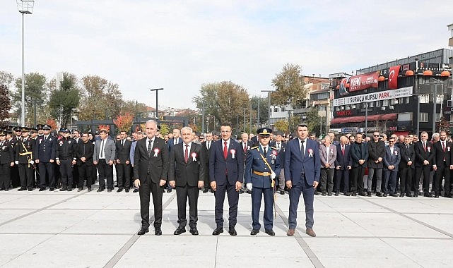 İnegöl'de Cumhuriyet Bayramı Kutlamaları Başladı İnegöl'de Cumhuriyet Bayramı Kutlamaları Başladı