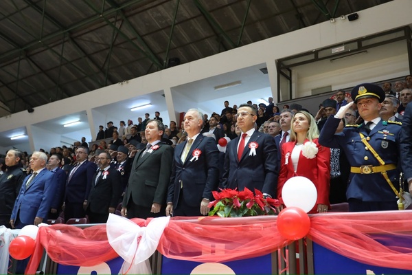 İnegöl’de Cumhuriyet’in 103’üncü yılı kutlandı İnegöl’de Cumhuriyet’in 103’üncü yılı kutlandı