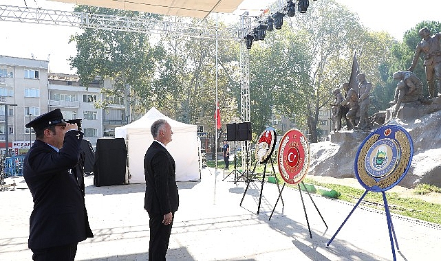 İnegöl'ün Kurtuluşunun 104. Yılı Gurur Ve Coşkuyla Kutlanıyor İnegöl'ün Kurtuluşunun 104. Yılı Gurur Ve Coşkuyla Kutlanıyor