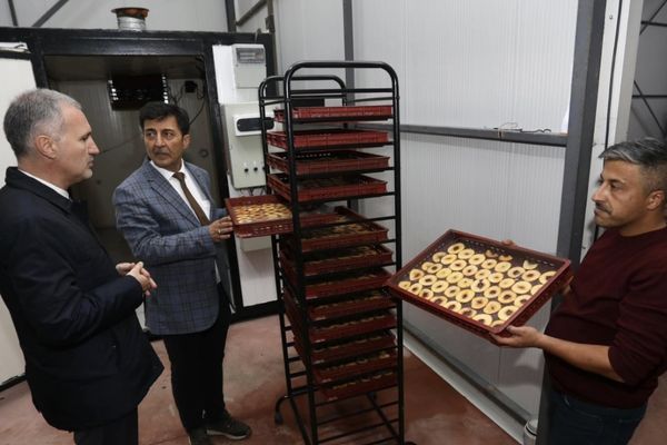 İnegöl’ün tarımsal ürünleri Madrid’de tanıtıldı İnegöl’ün tarımsal ürünleri Madrid’de tanıtıldı