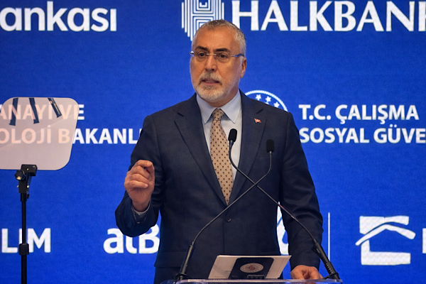 Işıkhan: 10 Ağustos 2014 demokrasi tarihimizin dönüm noktasıdır Işıkhan: 10 Ağustos 2014 demokrasi tarihimizin dönüm noktasıdır