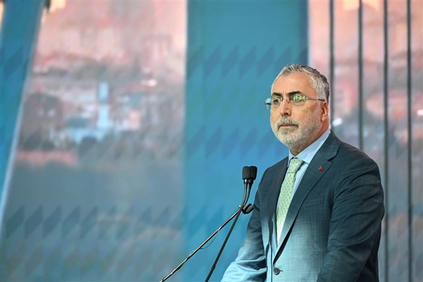 Işıkhan’dan Mardin 1969 Spor’a destek ziyareti Işıkhan’dan Mardin 1969 Spor’a destek ziyareti