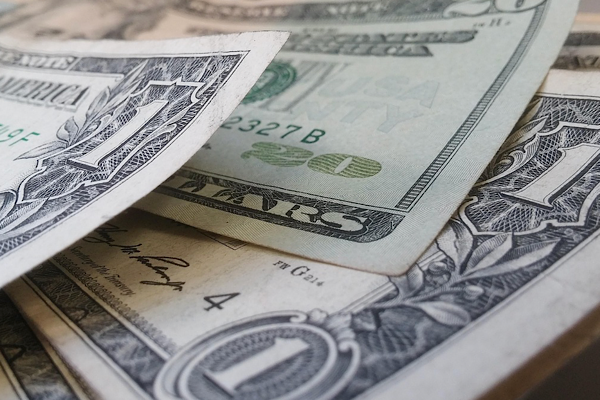 İstanbul’da 2 milyon 890 bin sahte ABD doları ele geçirildi İstanbul’da 2 milyon 890 bin sahte ABD doları ele geçirildi