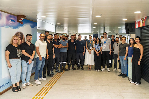 İZDENİZ personeline uygulamalı afet ve yangın eğitimi verildi
İZDENİZ personeline uygulamalı afet ve yangın eğitimi verildi